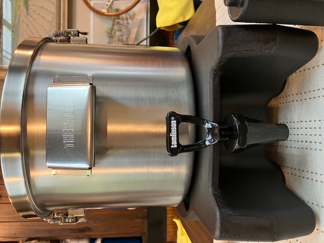 ☆サーモスの最新業務用そば・うどんだし器導入