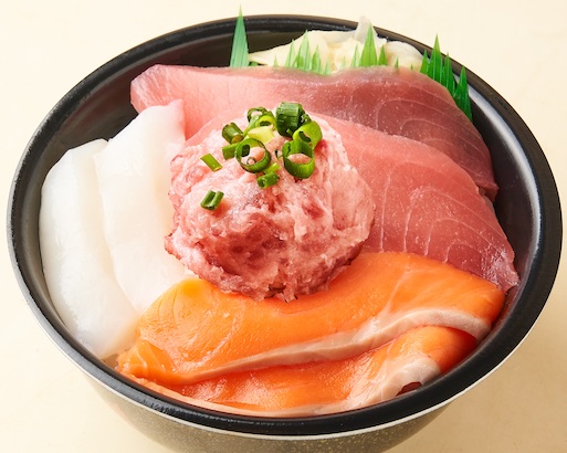 2.魚波丼(Uonamidon)