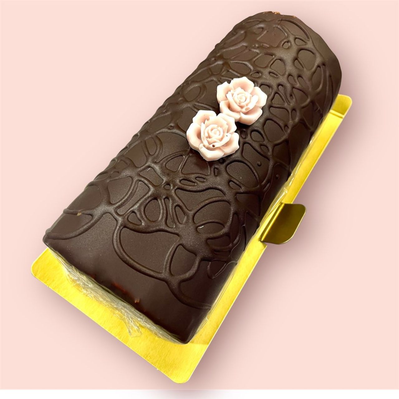 チョコバタークリームロール