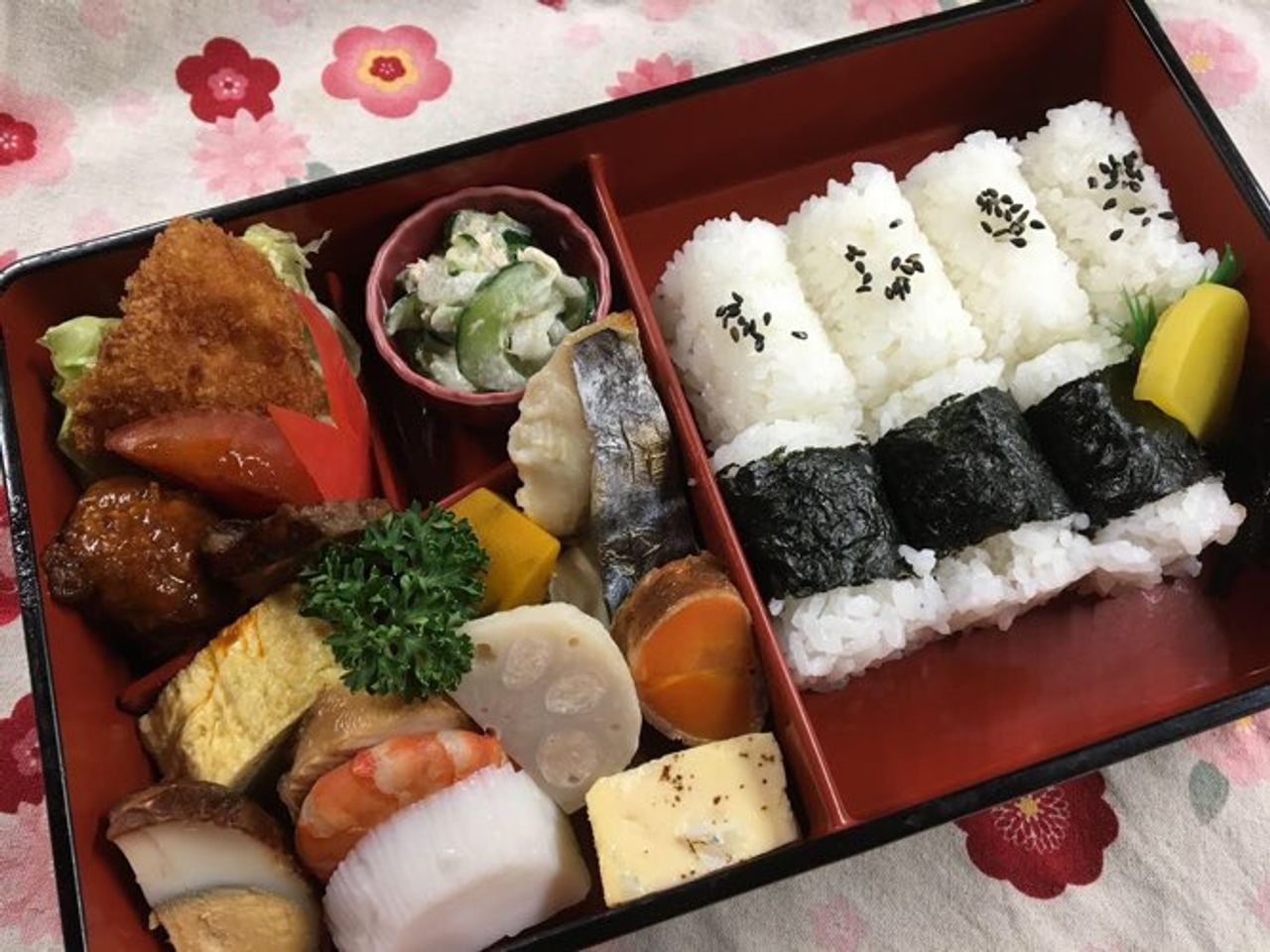 幕の内弁当