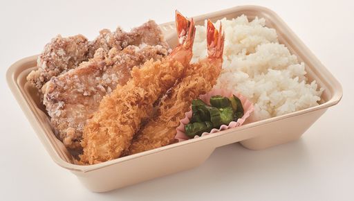 海老フライとからあげ弁当