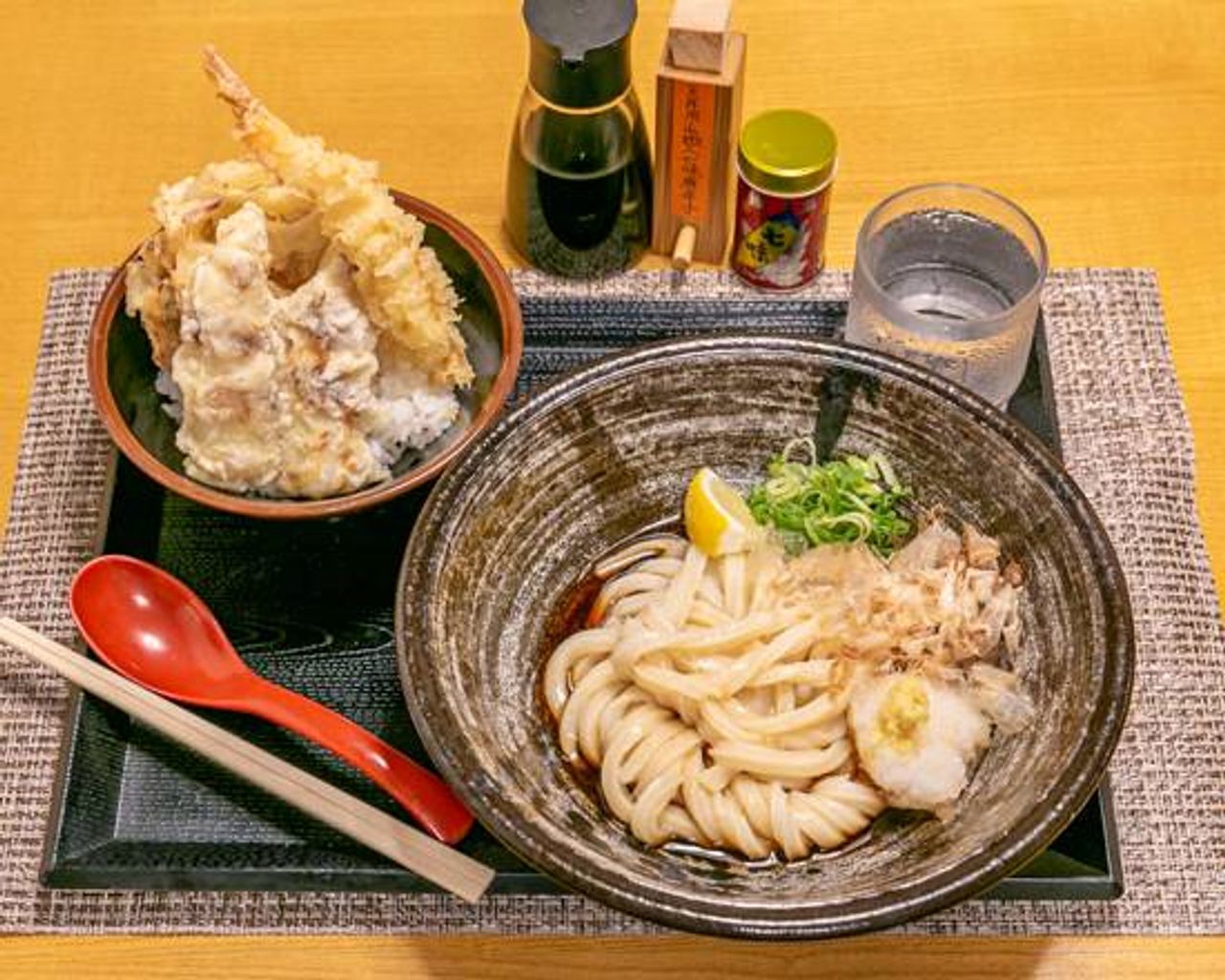 ミニ天丼とうどんのセット