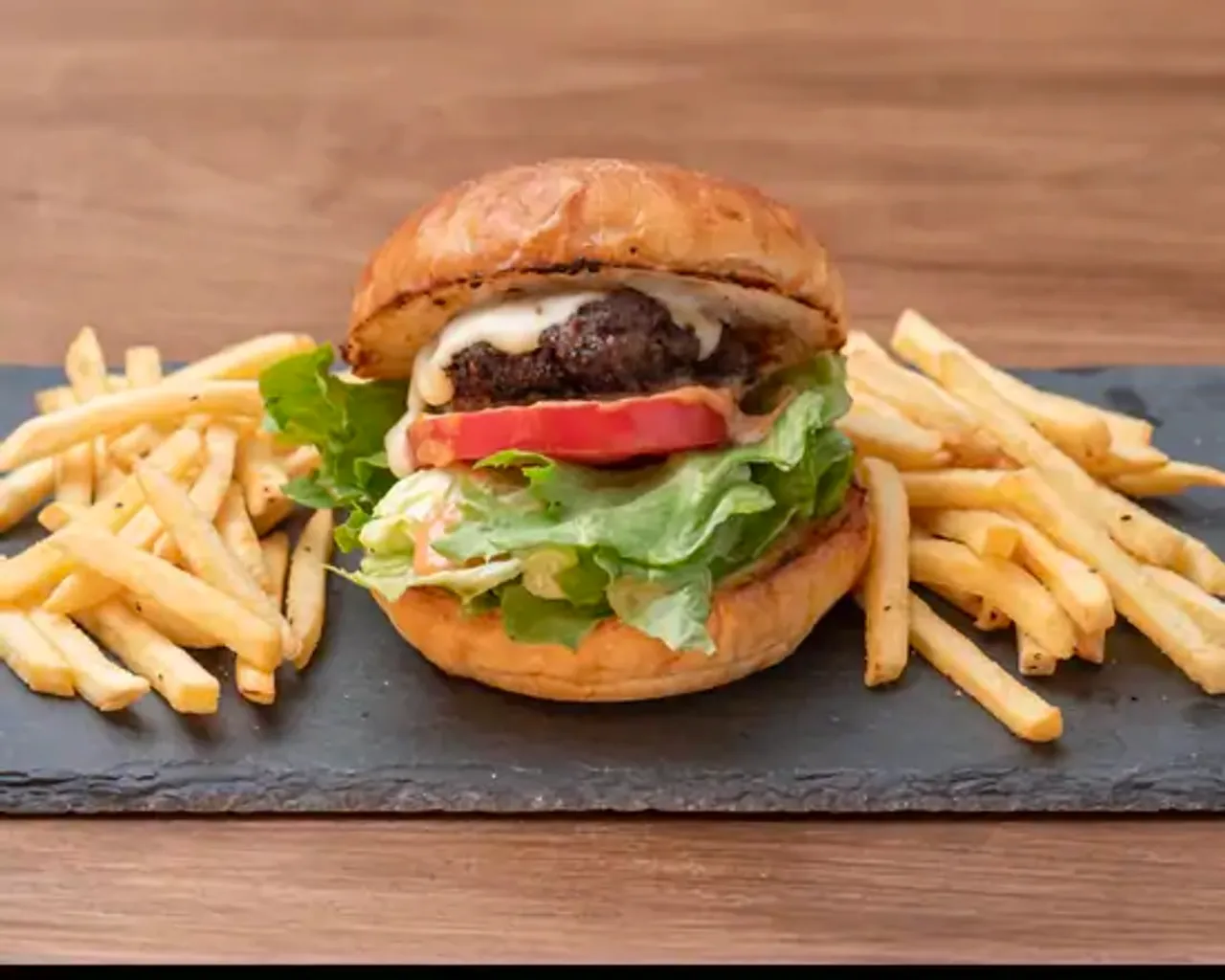 KUROFUNE ハンバーガー　