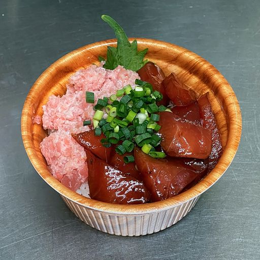 まぐろ丼【二種盛】