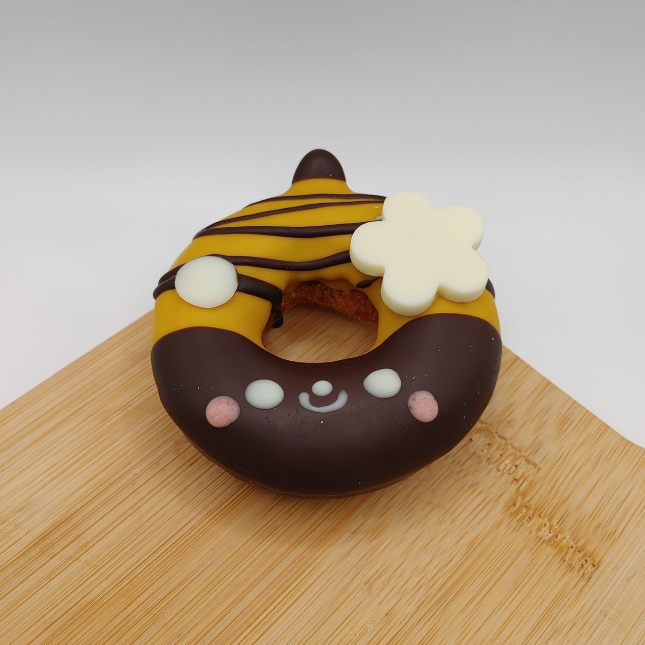 春のどうぶつドーナツ:ぶんぶん