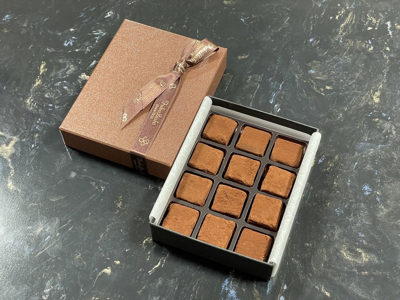 D　生チョコ（プレーン）１２入