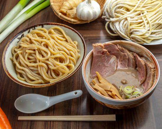 肉つけめん Dip Noodles with Meat