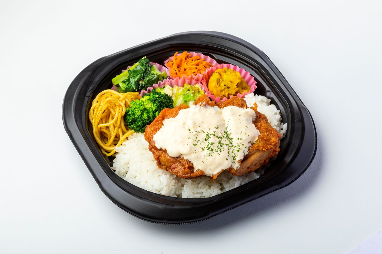 【月曜日限定販売】7種の副菜入りチキン南蛮弁当　CHIKEN　NANBAN【スープ付き】