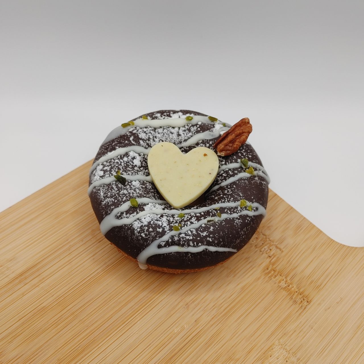 ホワイトデー限定:チョコピスタチオ