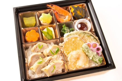【はす】天丼と鶏西京丼の松花堂弁当