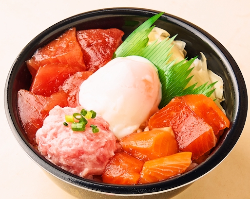 25.旨味温玉丼(Umami warm egg bowl)