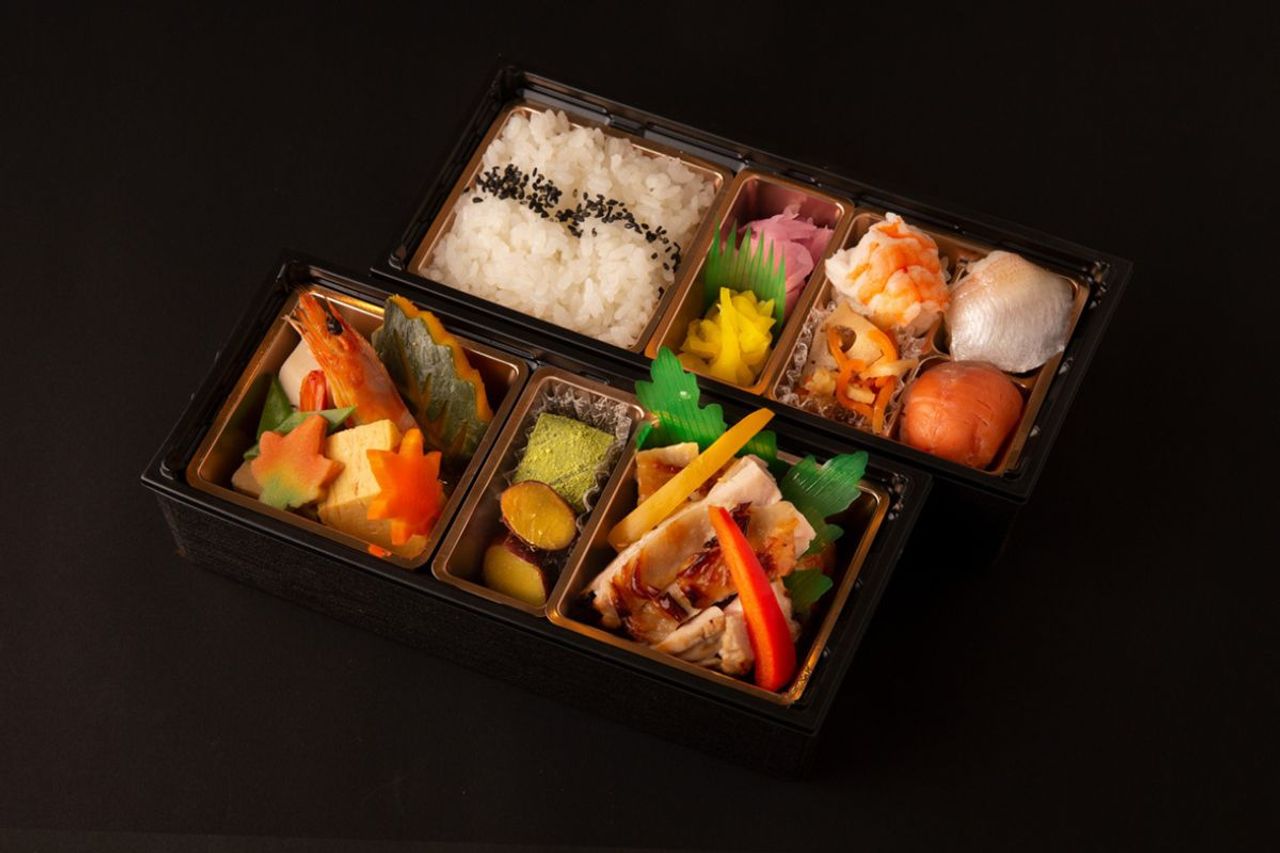 7.鶏西京焼と手まり寿司のお弁当