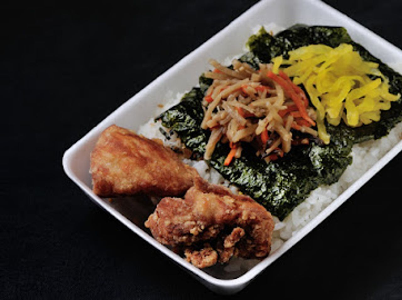 からあげのり弁当