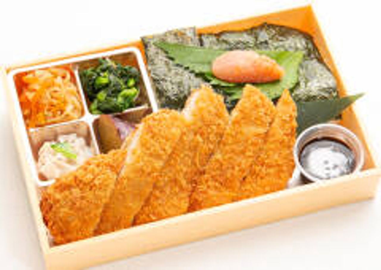 チキンカツの海苔弁当