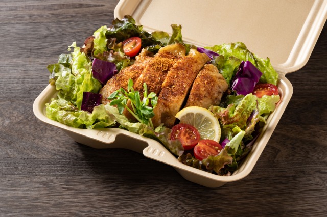 "ケイジャンチキンサラダ Cajun Chicken Salad"