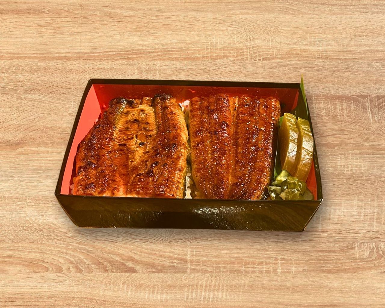国産特上・うな重（鰻重）～松～  鰻まるまる1尾
