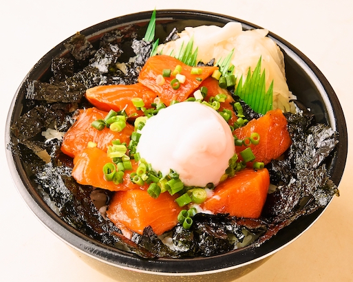 134.韓国海苔玉漬けサーモン丼(Korean seaweed pickled salmon bowl)