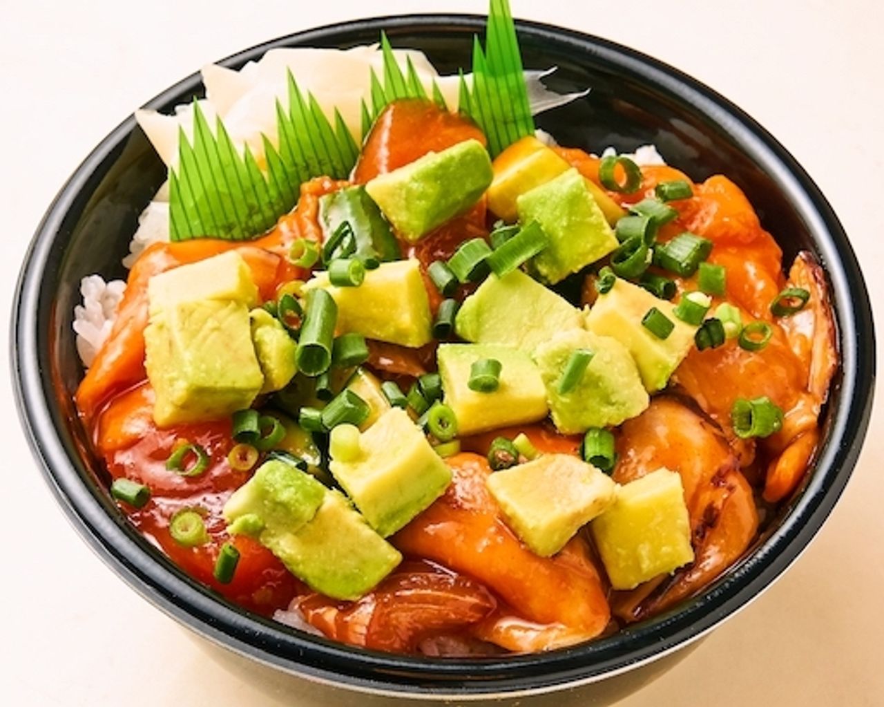 133.旨辛アボカド丼(Delicious spicy avocado bowl)