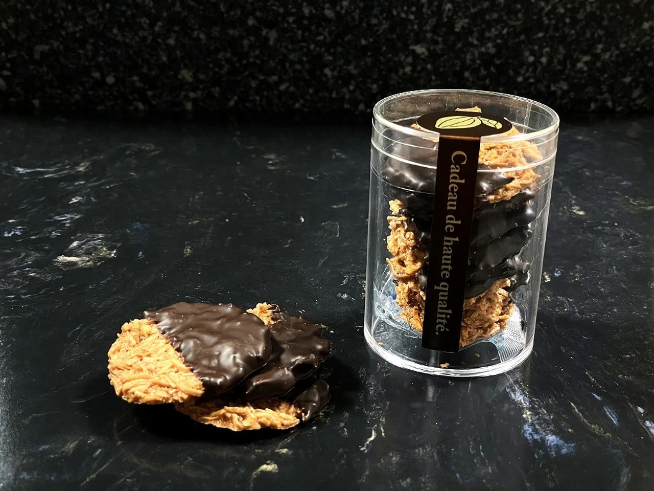 Q　ココナッツショコラ