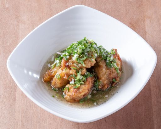 鶏の唐揚げ（ネギソース）／Fried Chicken（onion souse）