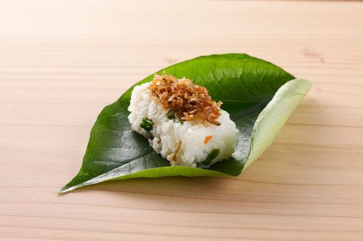 【季節限定】山菜の柿の葉すし　３個入