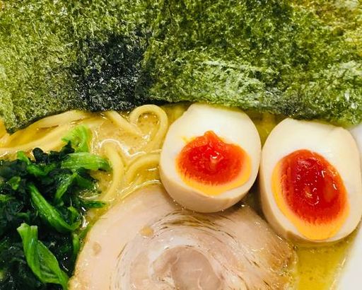 味玉ラーメン Seasoned egg ramen