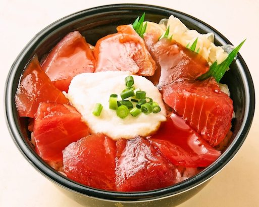 48.漬けまぐろトロロ丼(Pickled tuna yam bowl)