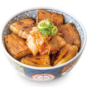 炭火キムチ豚バラ丼〈肉並盛〉Kimchi Pork Belly Bowl