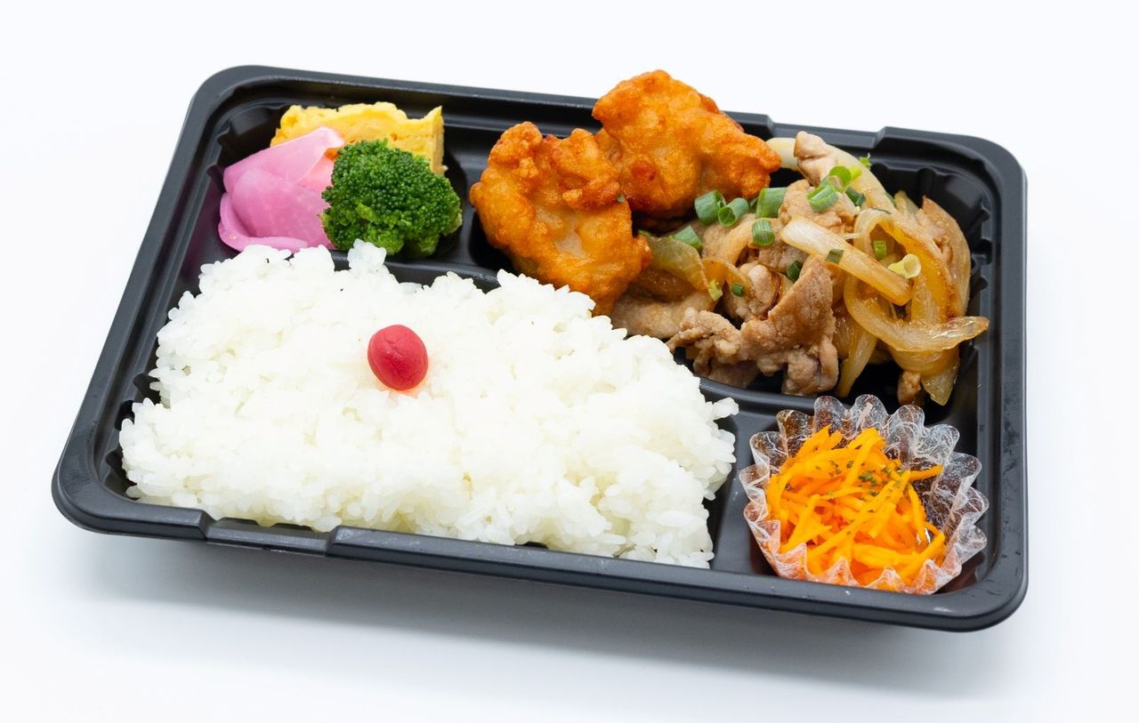 鶏からしょうが焼き弁当