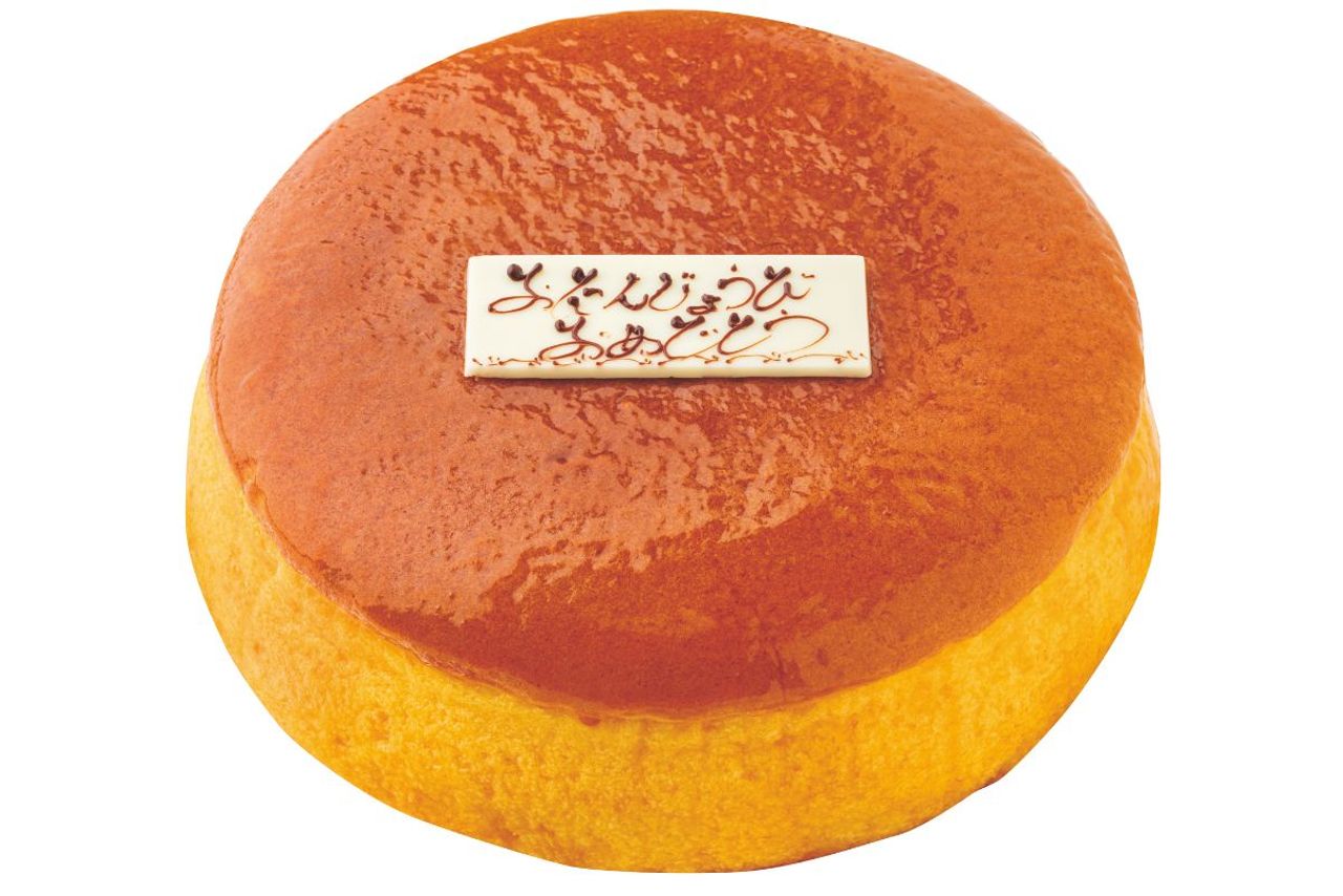 チョコプレート付きチーズケーキ