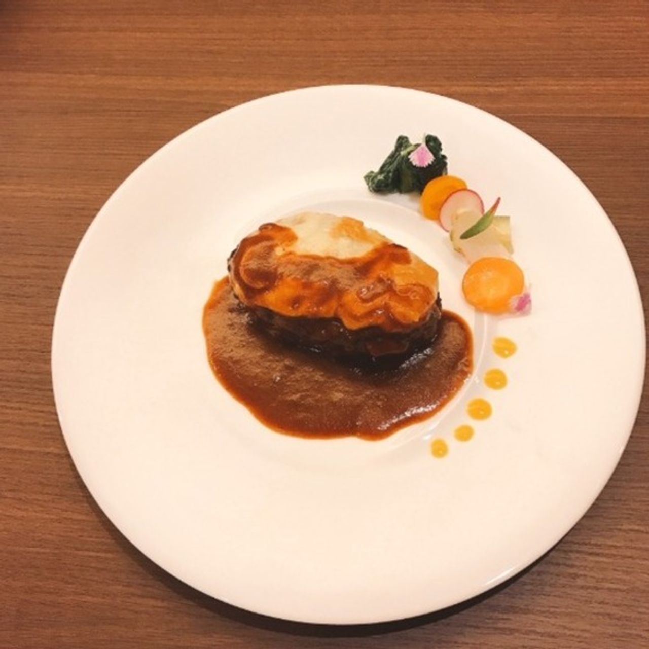 てごねビーフバーグ