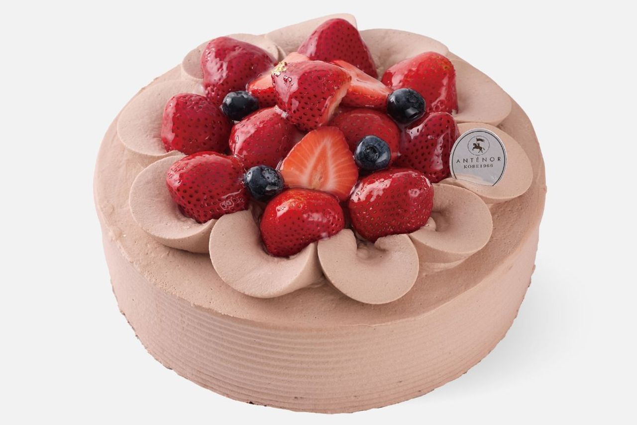 【特注】苺のデコレーション　約１８ｃｍ　（チョコ生クリーム）