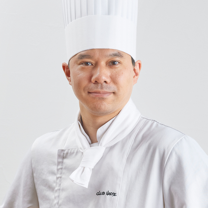 湯本シェフ.jpg