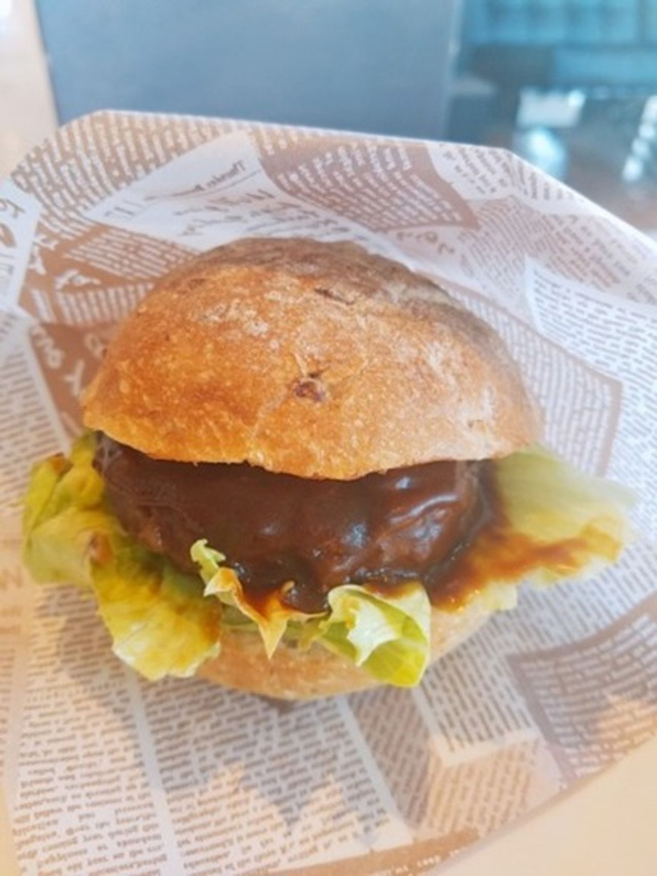 もちパリバーガー