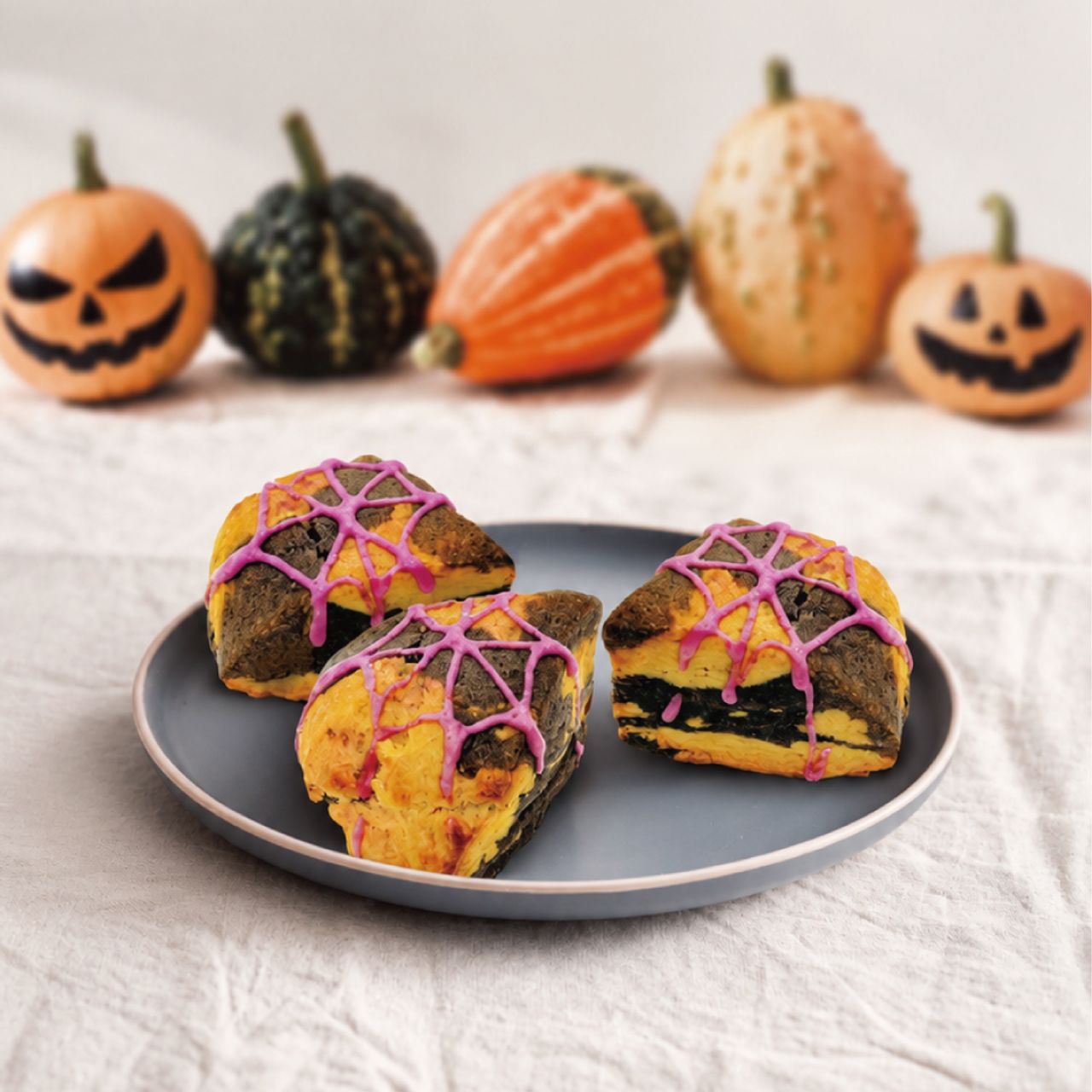 【10月限定】ハロウィンスコロン