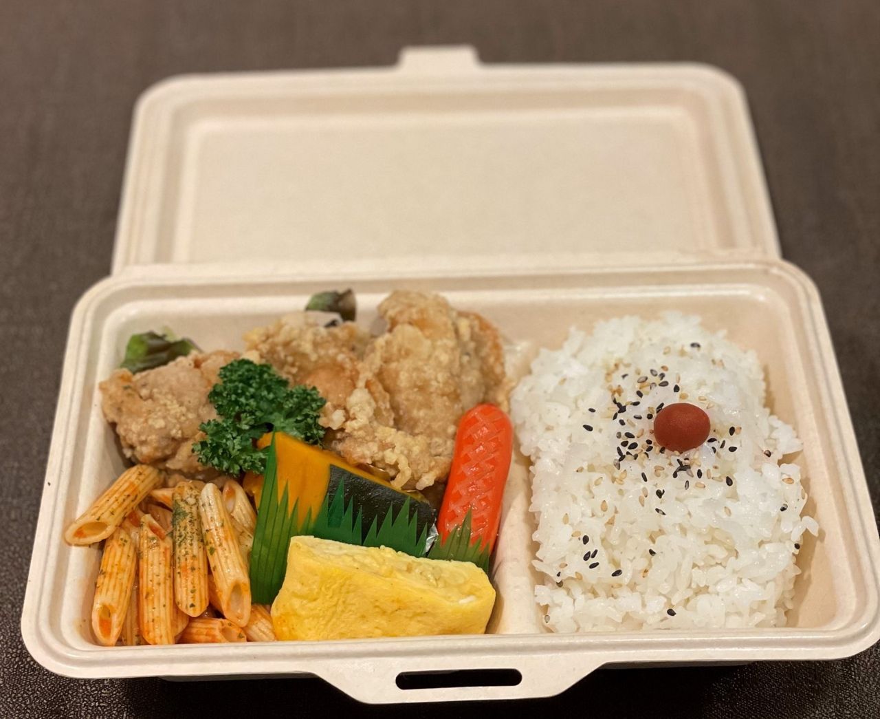 唐揚げ弁当