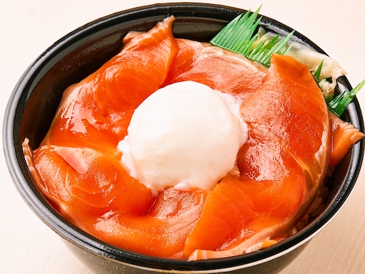 64.漬けサーモン温玉(Pickled salmon hot egg bowl )