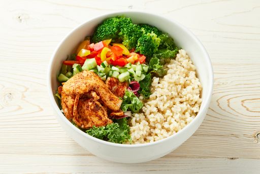 自家製スパイスと蒸し鶏のライスボウル　Spice Chicken rice bowl