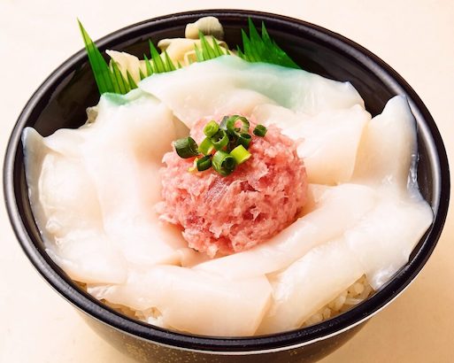 106.イカねぎとろ丼(Squid Negitoro bowl)