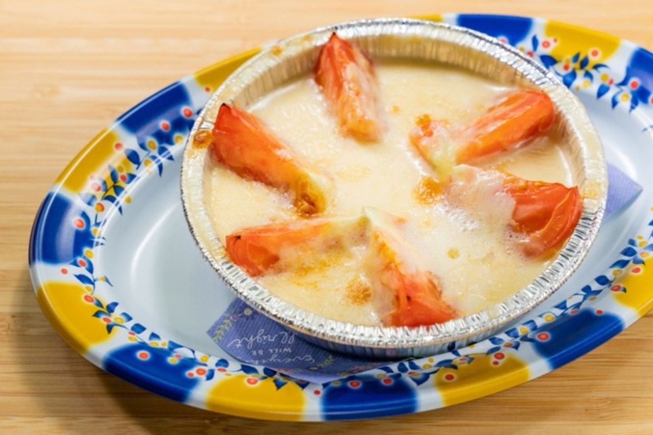 丸ごとトマトのクリームチーズグラタン